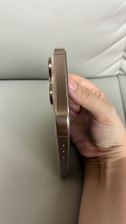 iPhone16 Pro 256GB（スマホ）の商品画像 - 査定依頼日：2025年9月22日 - 最高査定価格：131,000円