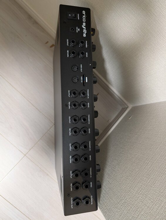 erica synth perkons HD-D1（ピアノ・楽器・PA機材）の商品画像 - 査定依頼日：2026年8月7日 - 最高査定価格：200,000円