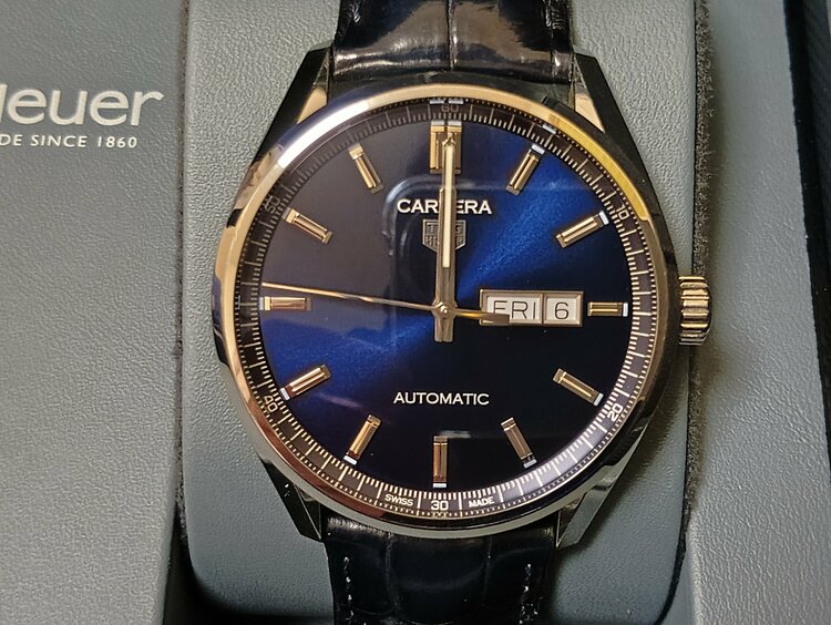 タグホイヤー カレラ キャリバー5WBN2012.FC6502（高級時計）の商品画像 - 査定依頼日：2026年3月23日 - 最高査定価格：240,000円