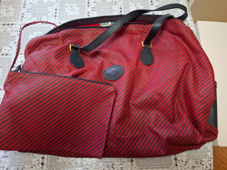 分からない（ブランドバッグ）の商品画像 - 査定依頼日：2025年11月14日 - 最高査定価格：10,000円