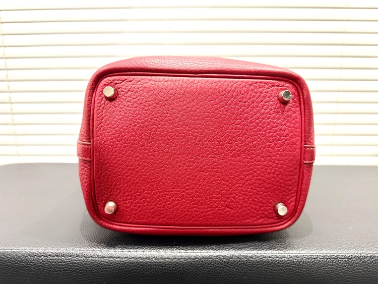 ピコタンPM（ブランドバッグ）の商品画像 - 査定依頼日：2025年12月19日 - 最高査定価格：240,000円