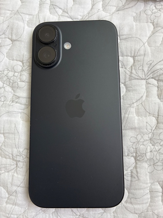 iPhone iPhone 16 128GB docomo（スマホ）の商品画像 - 査定依頼日：2026年9月2日 - 最高査定価格：90,000円