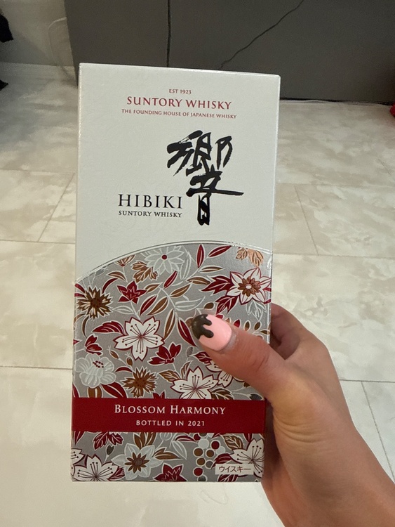ウイスキー サントリー響 （お酒）の商品画像 - 査定依頼日：2026年2月5日 - 最高査定価格：21,000円