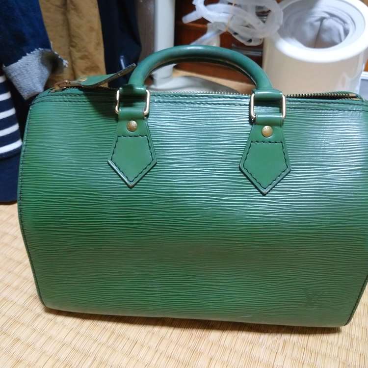 ルイヴィトン エピ （ブランドバッグ）の商品画像 - 査定依頼日：2022年10月10日 - 最高査定価格：27,000円