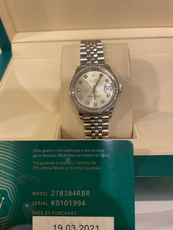 デイトジャスト31㎜オイスタースチール&ホワイトゴールド　ダイアモンドベゼル（高級時計）の商品画像 - 査定依頼日：2025年8月11日 - 最高査定価格：2,650,000円