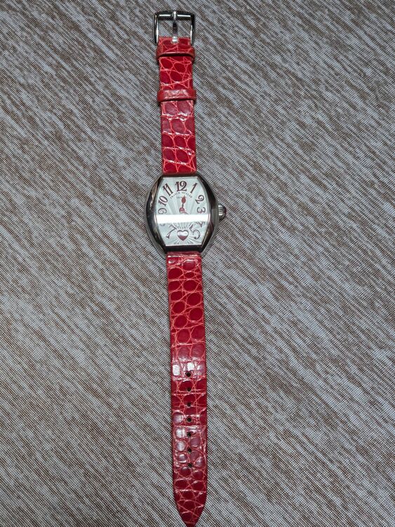 ハートトゥハート（高級時計）の商品画像 - 査定依頼日：2025年7月13日 - 最高査定価格：240,000円