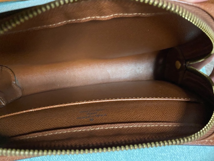 ルイヴィトン モノグラム （ブランドバッグ）の商品画像 - 査定依頼日：2025年10月31日 - 最高査定価格：42,000円