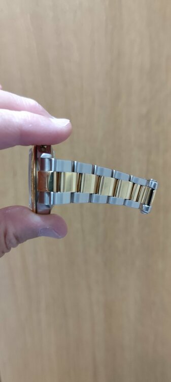 コスモグラフデイトナ　エルプリメロ（高級時計）の商品画像 - 査定依頼日：2026年10月19日 - 最高査定価格：2,850,000円