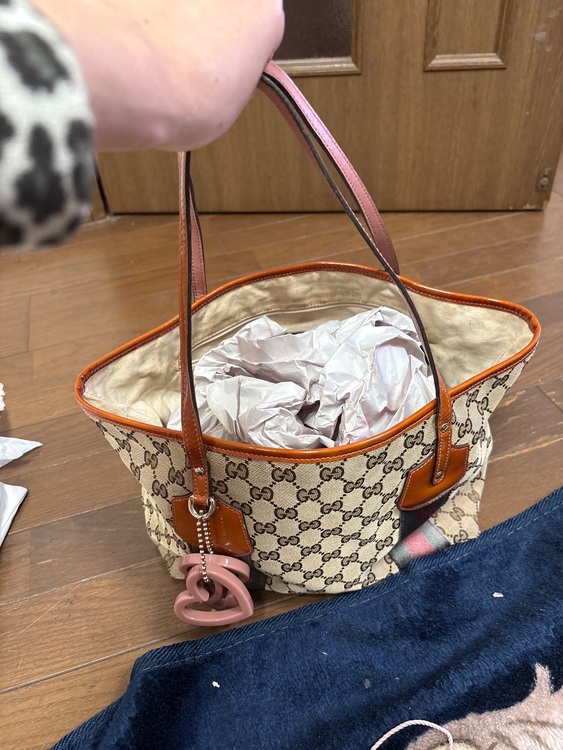グッチハンドバック（ブランドバッグ）の商品画像 - 査定依頼日：2025年11月6日 - 最高査定価格：41,000円