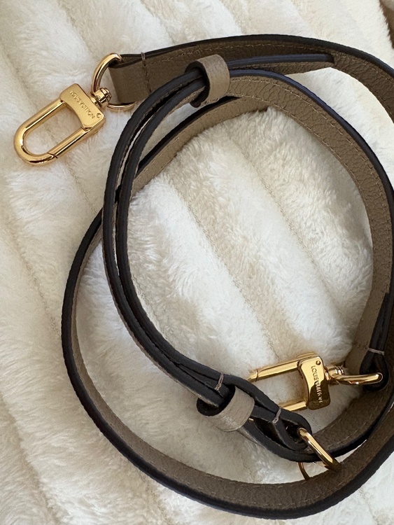 ルイヴィトン モノグラム （ブランドバッグ）の商品画像 - 査定依頼日：2025年12月13日 - 最高査定価格：320,000円