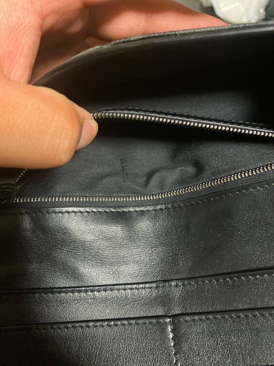 フェンディ  （ブランドバッグ）の商品画像 - 査定依頼日：2025年5月21日 - 最高査定価格：30,000円