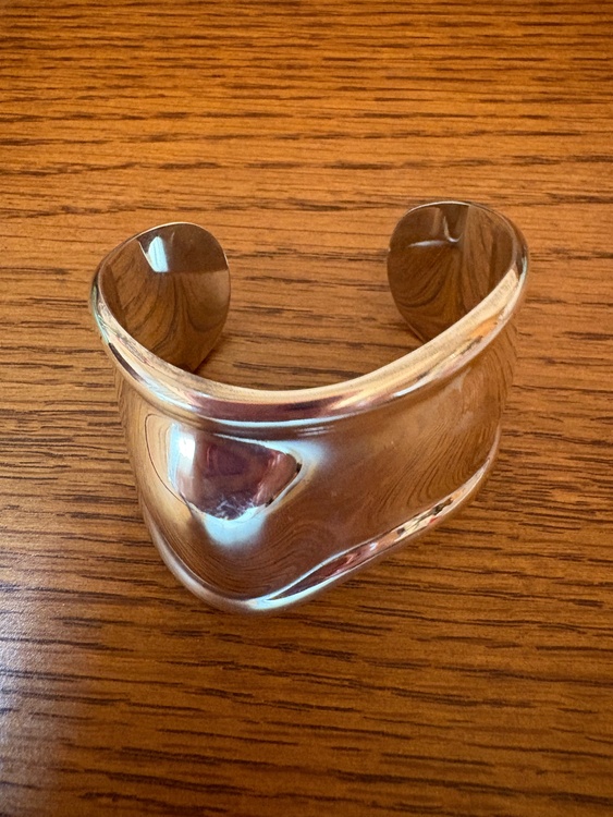 ティファニー　ボーンカフ　バングル　ブレスレット（金・貴金属）の商品画像 - 査定依頼日：2026年2月16日 - 最高査定価格：130,000円