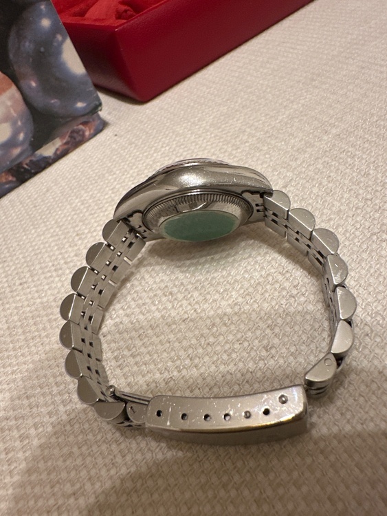 ロレックス デイトジャスト 6917（高級時計）の商品画像 - 査定依頼日：2026年3月20日 - 最高査定価格：850,000円