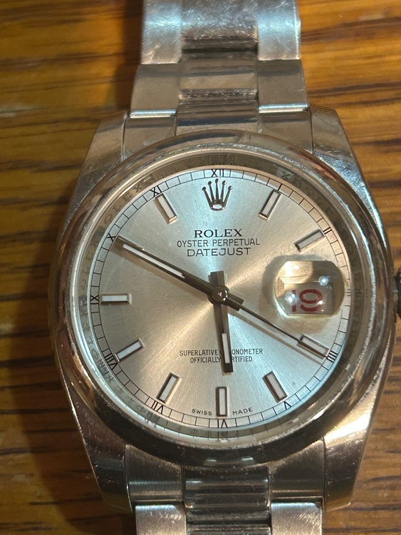 オイスターパーペチュアルデイトジャスト（高級時計）の商品画像 - 査定依頼日：2026年3月22日 - 最高査定価格：950,000円