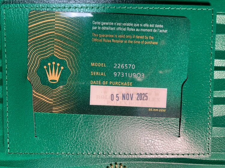 ロレックス エクスプローラー 226570（高級時計）の商品画像 - 査定依頼日：2026年1月7日 - 最高査定価格：1,900,000円