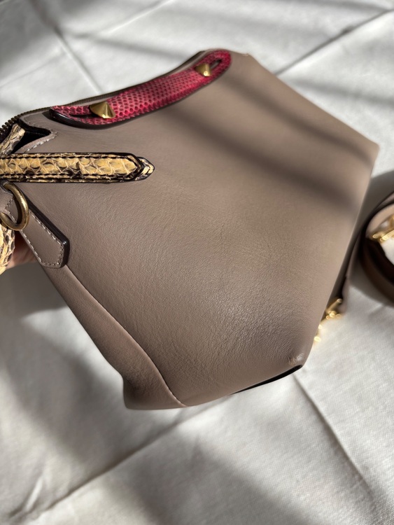 バイザウェイ　パイソン　限定品（ブランドバッグ）の商品画像 - 査定依頼日：2025年10月20日 - 最高査定価格：75,000円