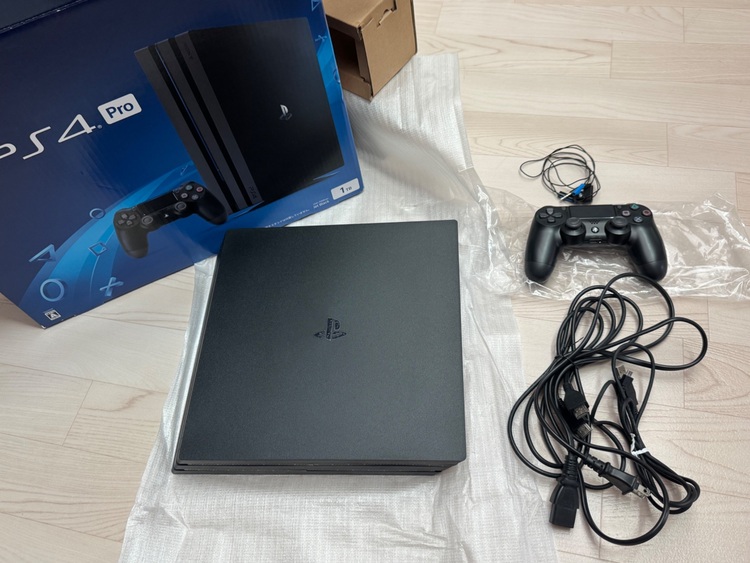 CUH-7100BB01（ゲーム機本体・ゲームソフト）の商品画像 - 査定依頼日：2025年7月4日 - 最高査定価格：17,000円