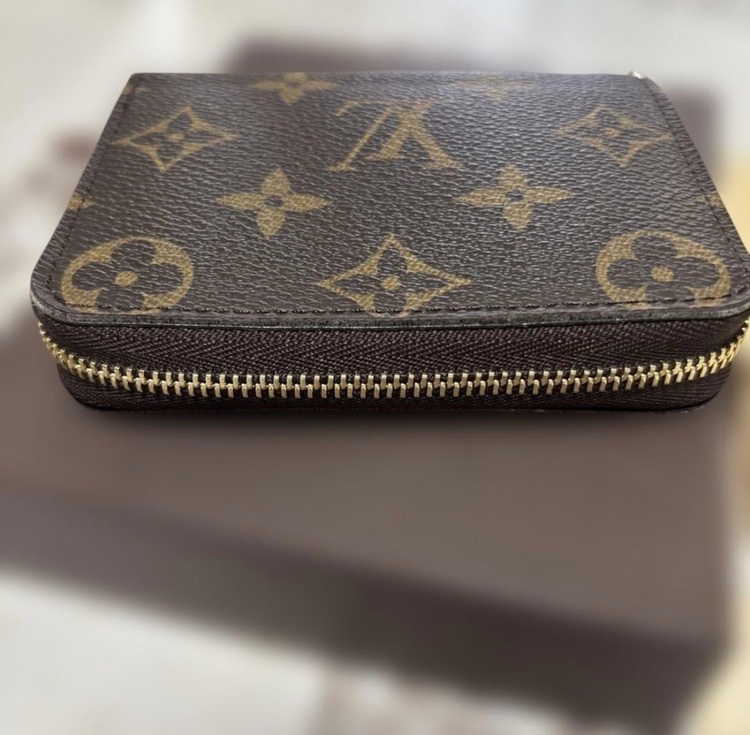 ルイヴィトン モノグラム （ブランドバッグ）の商品画像 - 査定依頼日：2025年10月31日 - 最高査定価格：40,000円