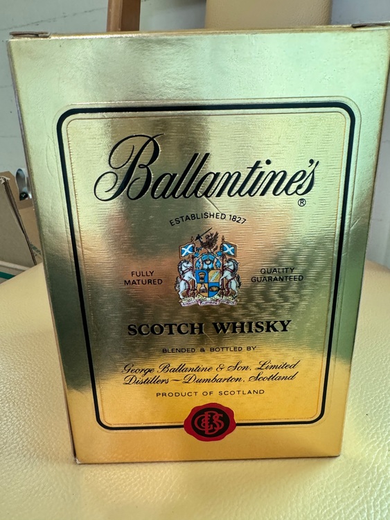ウイスキー バランタイン （お酒）の商品画像 - 査定依頼日：2025年6月14日 - 最高査定価格：1,000円