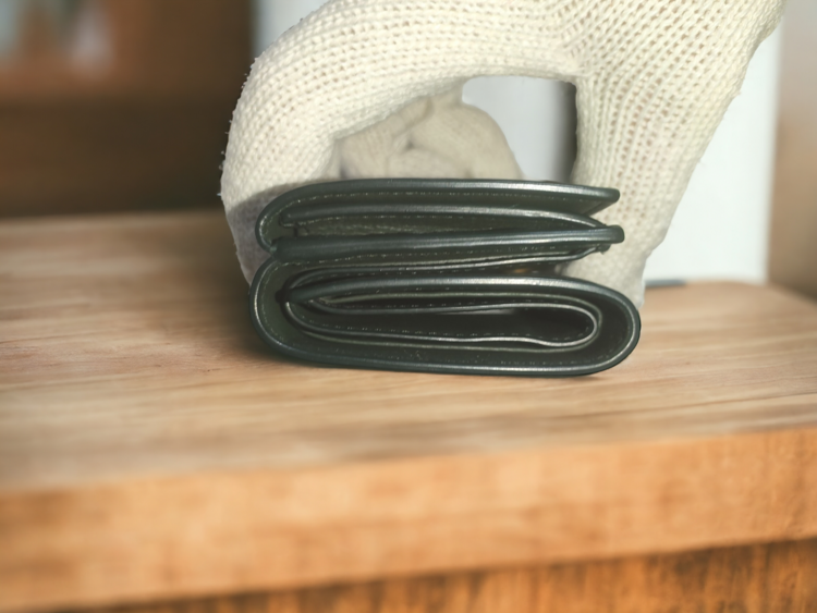 459880（ブランド財布・小物）の商品画像 - 査定依頼日：2025年3月20日 - 最高査定価格：30,000円