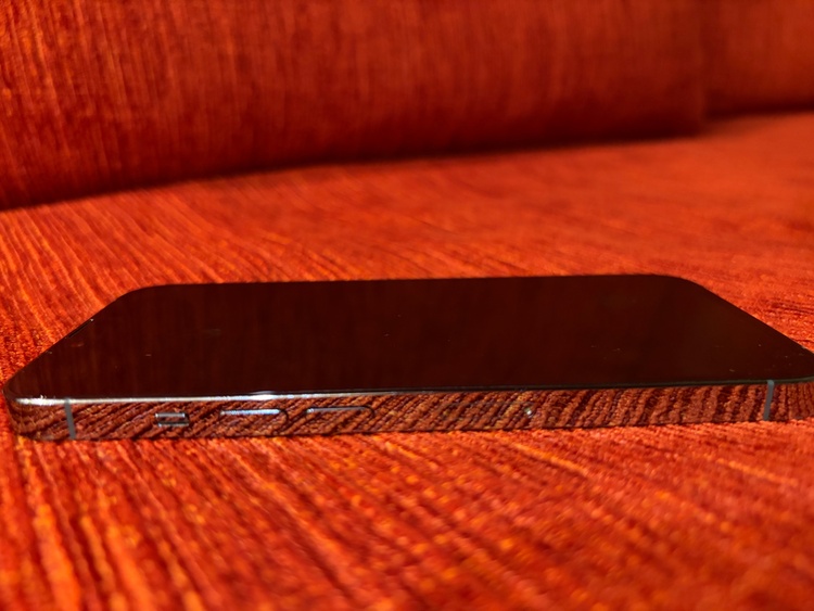 iPhone 13 Pro 1TB SIMフリー（スマホ）の商品画像 - 査定依頼日：2026年3月2日 - 最高査定価格：47,000円