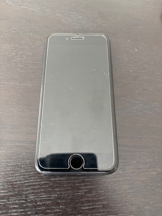iPhone iPhone SE (第 2 世代) 256GB SIMフリー（スマホ）の商品画像 - 査定依頼日：2026年8月29日 - 最高査定価格：14,000円