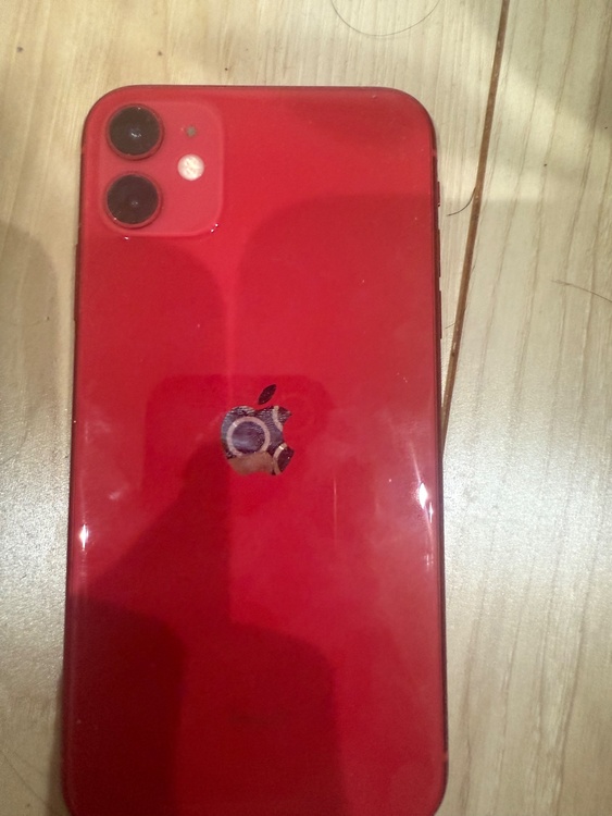 iPhone11 64GB docomo（スマホ）の商品画像 - 査定依頼日：2026年4月13日 - 最高査定価格：19,000円