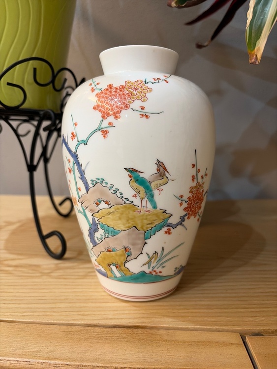 花瓶（美術品・骨董品）の商品画像 - 査定依頼日：2026年6月18日 - 最高査定価格：2,000円