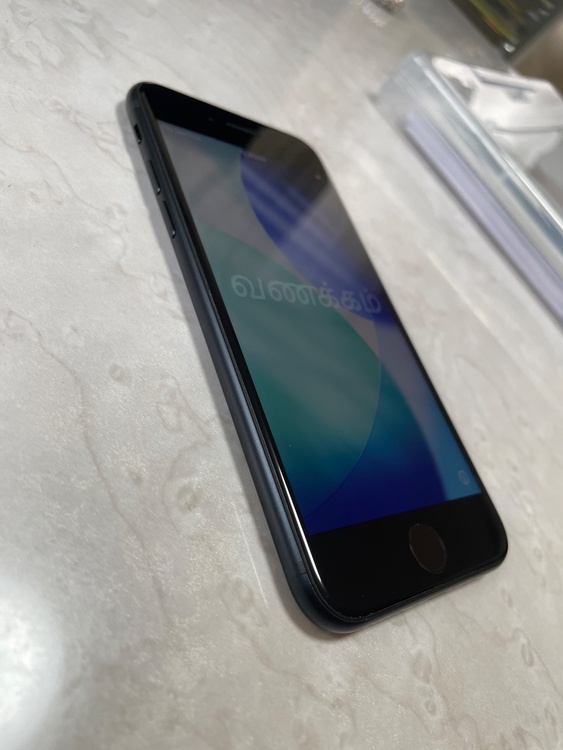 iPhone8（スマホ）の商品画像 - 査定依頼日：2026年4月20日 - 最高査定価格：6,000円