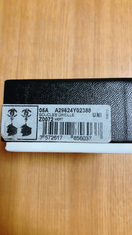 05A A29624Y02388 Z0072（古着・ファッション）の商品画像 - 査定依頼日：2026年1月22日 - 最高査定価格：40,000円