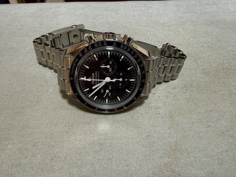 SPEEDMASTE﻿R ムーンウォッチ プロフェッショナ﻿ル（高級時計）の商品画像 - 査定依頼日：2025年12月6日 - 最高査定価格：870,000円