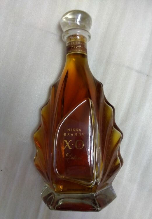 ニッカ XO デラックス 660ml（お酒）の商品画像 - 査定依頼日：2025年10月15日 - 最高査定価格：500円