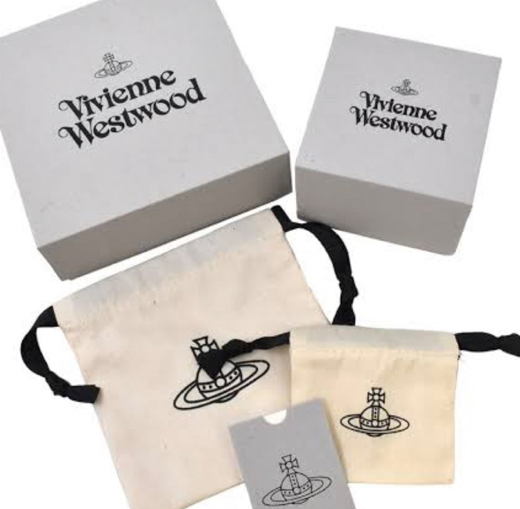 Vivienne Westwood ネックレス（金・貴金属）の商品画像 - 査定依頼日：2025年9月25日 - 最高査定価格：7,500円
