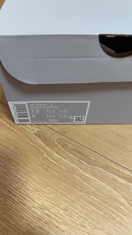 NIKEエアフォースワン（古着・ファッション）の商品画像 - 査定依頼日：2026年5月21日 - 最高査定価格：4,000円