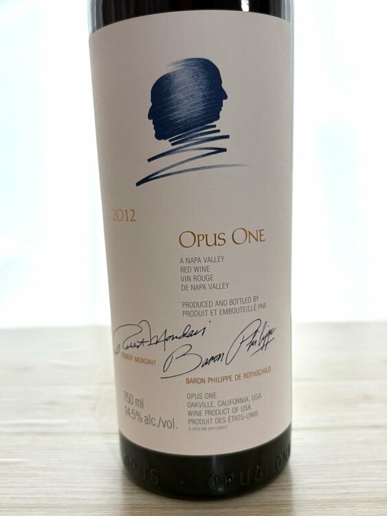 Opus One 2012（お酒）の商品画像 - 査定依頼日：2026年4月10日 - 最高査定価格：46,000円