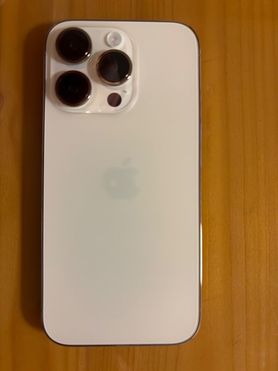 iPhone14proゴールド（スマホ）の商品画像 - 査定依頼日：2026年1月8日 - 最高査定価格：70,000円