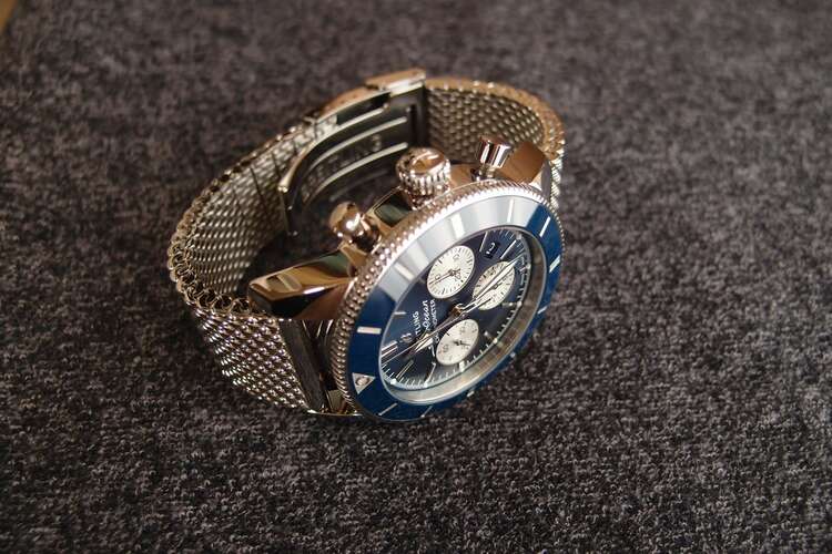 ブライトリング スーパーオーシャン AB0162161C1A1 スーパーオーシャン ヘリテージ B01 クロノグラフ 44（高級時計）の商品画像 - 査定依頼日：2025年2月15日 - 最高査定価格：600,000円