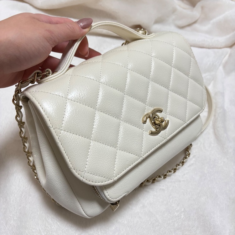 ビジネスアフィニティ（ブランドバッグ）の商品画像 - 査定依頼日：2025年11月23日 - 最高査定価格：400,000円