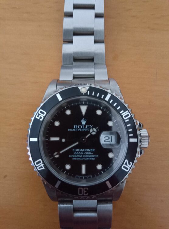 ロレックス サブマリーナー 16610（高級時計）の商品画像 - 査定依頼日：2025年11月21日 - 最高査定価格：1,400,000円