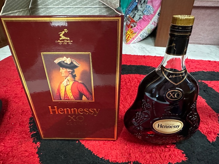 XO（お酒）の商品画像 - 査定依頼日：2025年10月21日 - 最高査定価格：18,000円