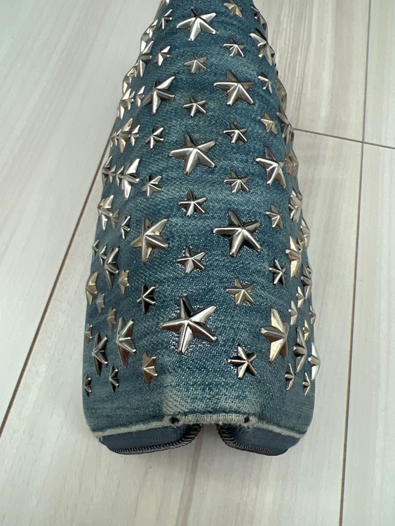 ジミーチュウ  （ブランドバッグ）の商品画像 - 査定依頼日：2025年9月20日 - 最高査定価格：3,000円