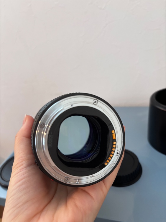 EF135mm F2L USM（カメラ）の商品画像 - 査定依頼日：2026年5月3日 - 最高査定価格：45,000円