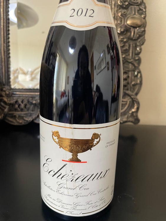 エシェゾーグランクリュ2012（お酒）の商品画像 - 査定依頼日：2025年11月26日 - 最高査定価格：30,000円