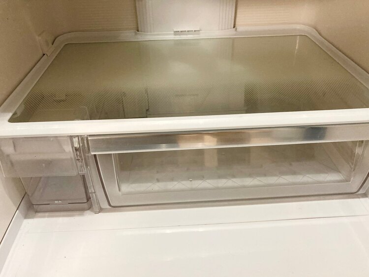 日立冷凍冷蔵庫 R-V38NV(K)（家電）の商品画像 - 査定依頼日：2025年4月30日 - 最高査定価格：10,000円