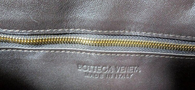 ボッテガ・ヴェネタ ケリー （ブランドバッグ）の商品画像 - 査定依頼日：2025年3月23日 - 最高査定価格：120,000円