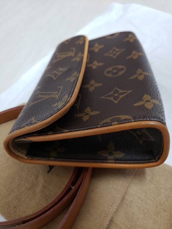 フロランティーヌ（ブランドバッグ）の商品画像 - 査定依頼日：2020年11月8日 - 最高査定価格：51,000円