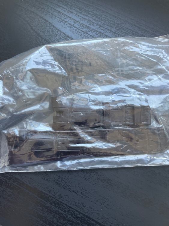 ロジェ・デュブイ エクスカリバー ＤＢＥＸ035（高級時計）の商品画像 - 査定依頼日：2026年3月21日 - 最高査定価格：1,030,000円