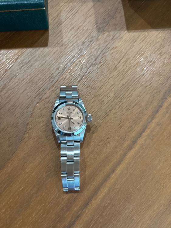 ロレックス パーペチュアル （高級時計）の商品画像 - 査定依頼日：2026年1月22日 - 最高査定価格：490,000円