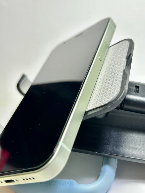 iPhone 12 mini 128GB SIMフリー（スマホ）の商品画像 - 査定依頼日：2026年1月29日 - 最高査定価格：18,000円