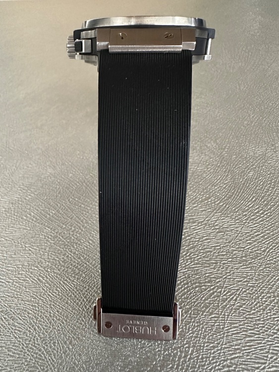 ウブロ ビックバン 301.SX.1170.RX.1104  91742（高級時計）の商品画像 - 査定依頼日：2025年6月25日 - 最高査定価格：850,000円